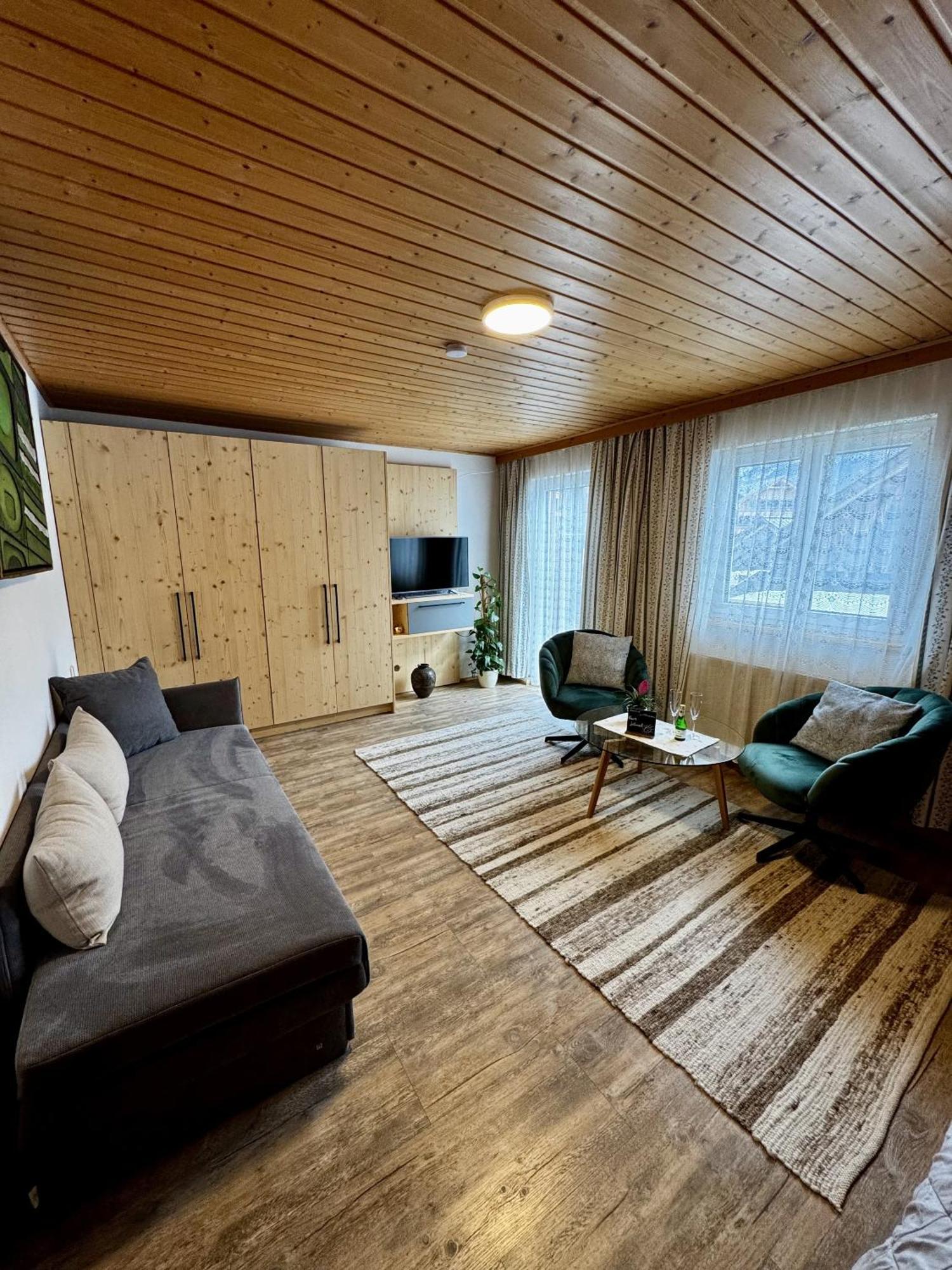 Heli'S Holiday Suites, 8992 Altaussee, Suites "Dachstein", "Sarstein", "Trisselwand" Номер фото